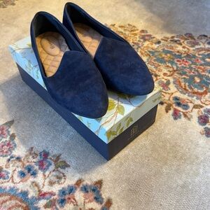 Birdies “Heron” Suede Flats
